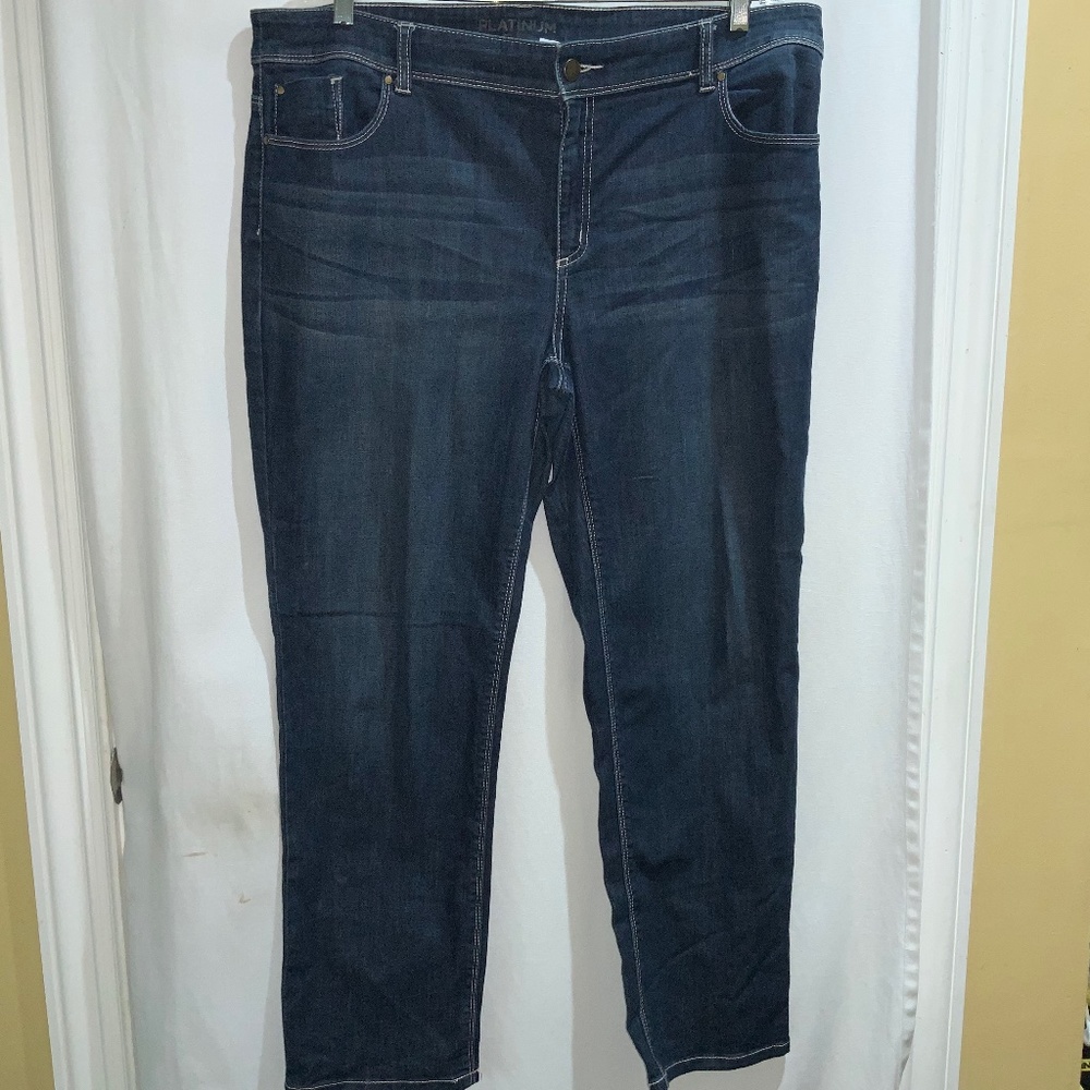 Chico’s Platinum straight leg blue jeans Sz 3 (16) denim